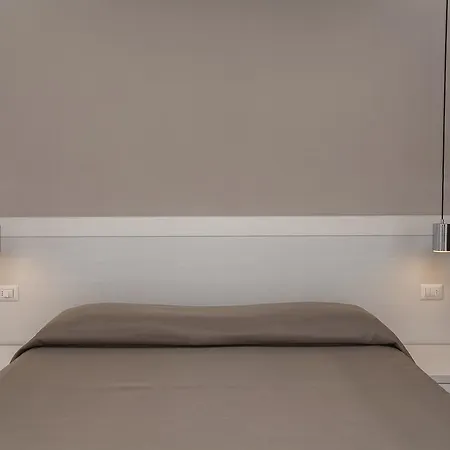Alba Chiara Oda ve Kahvaltı *