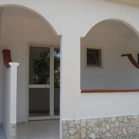 Oda ve Kahvaltı Alba Chiara